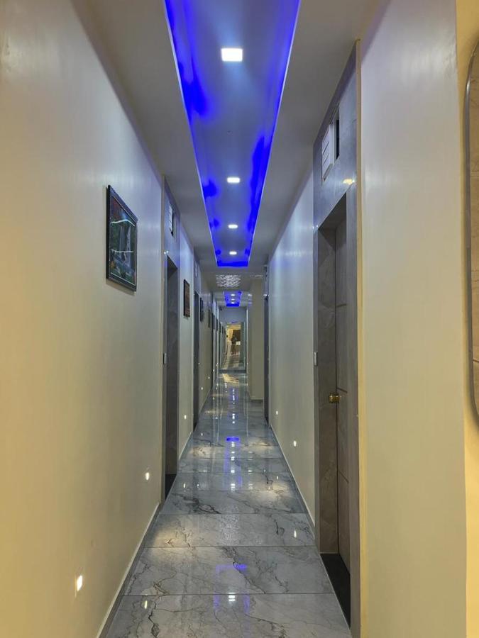 Hotel Sunrise 巴罗达 外观 照片